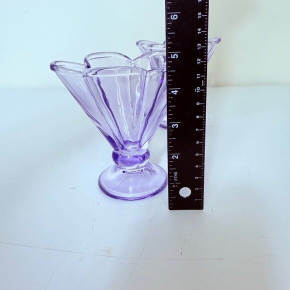 VTG Purple Lavender Glass Cup Set of 2 Petal Decor Lilac Cocktail Glass Dessert - Picture 7 of 16
